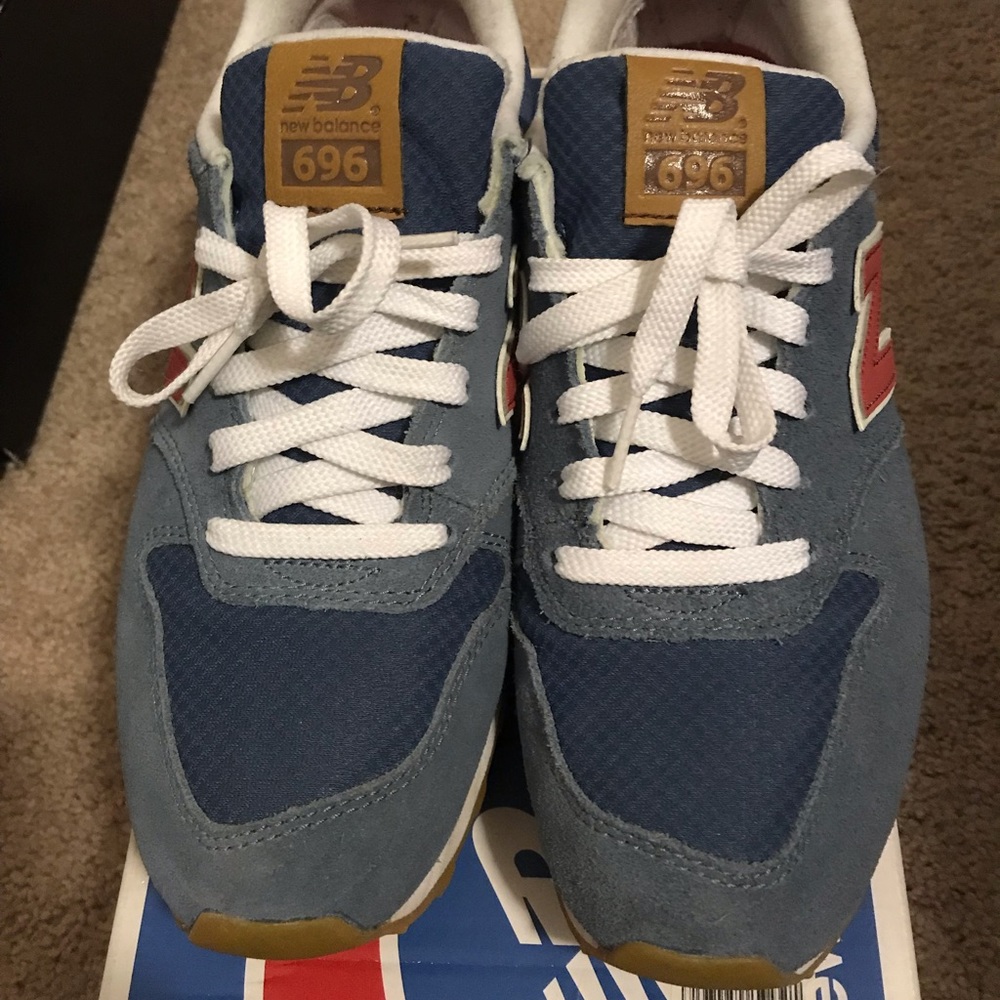 New Balance Classics 696